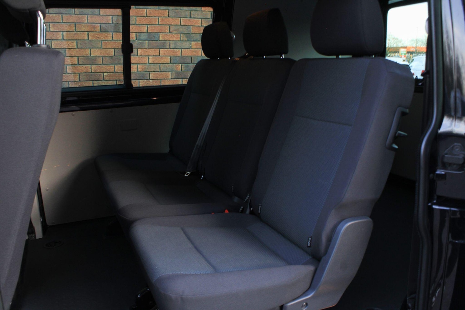 Used Volkswagen Transporter 2018 for sale - 76620212: Photo 9