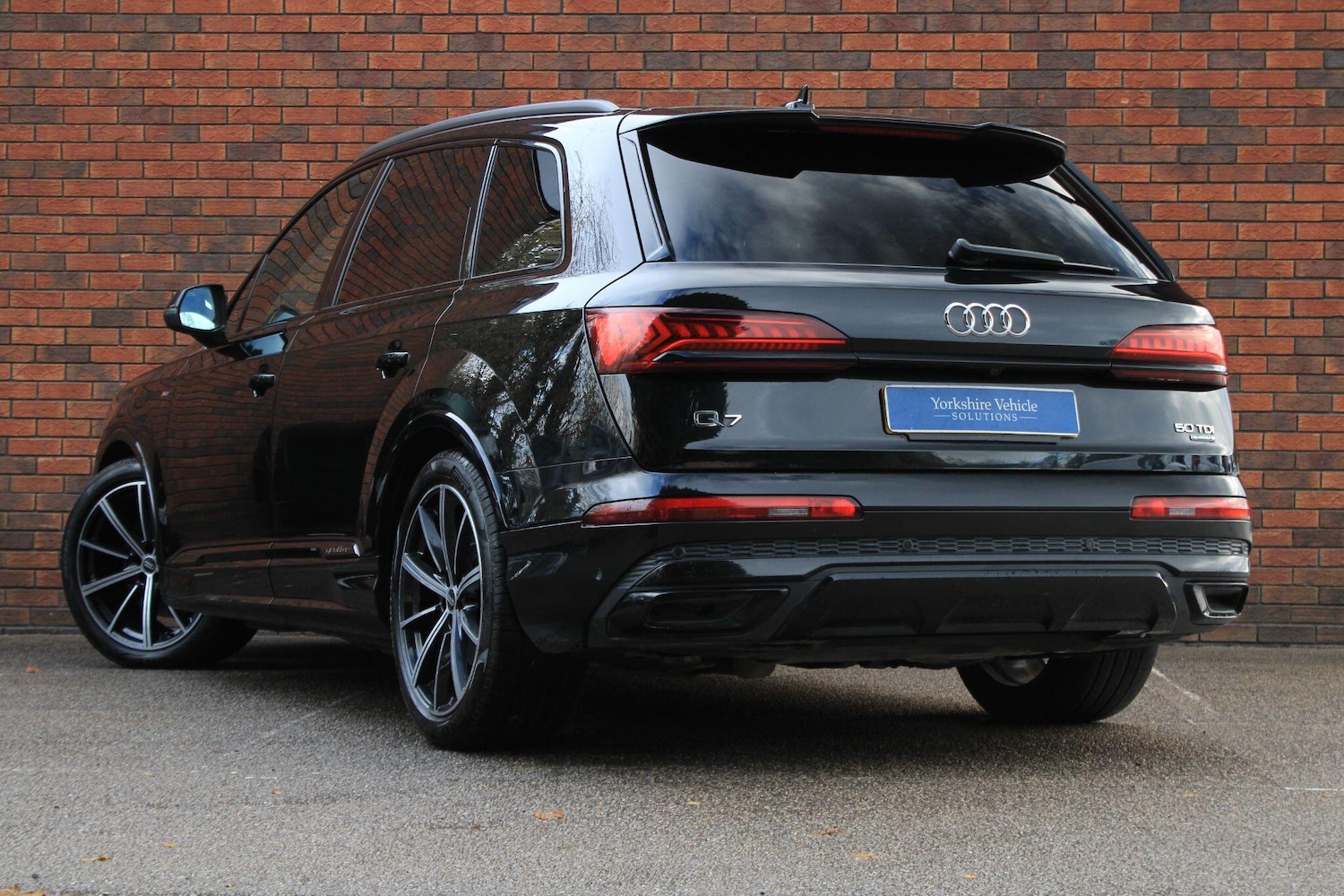 Used Audi Q7 2022 for sale - 76620453: Photo 3