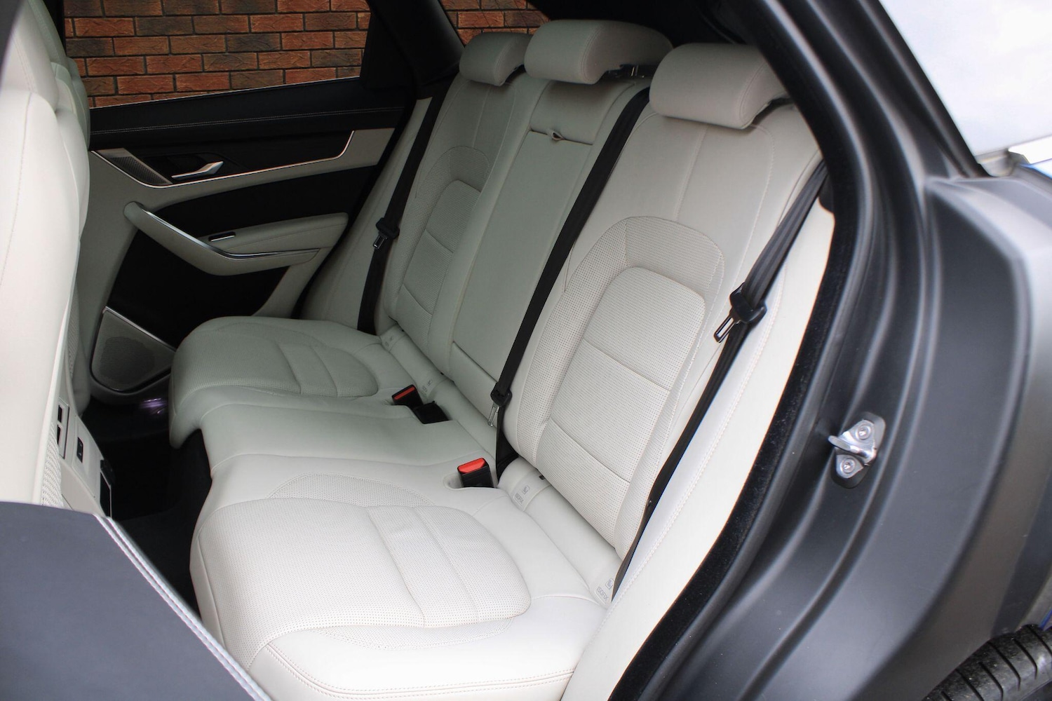 Used Jaguar F-Pace 2021 for sale - 76423455: Photo 23