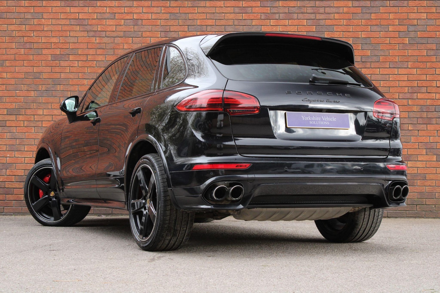 Used Porsche Cayenne for sale - 78115348: Photo 3