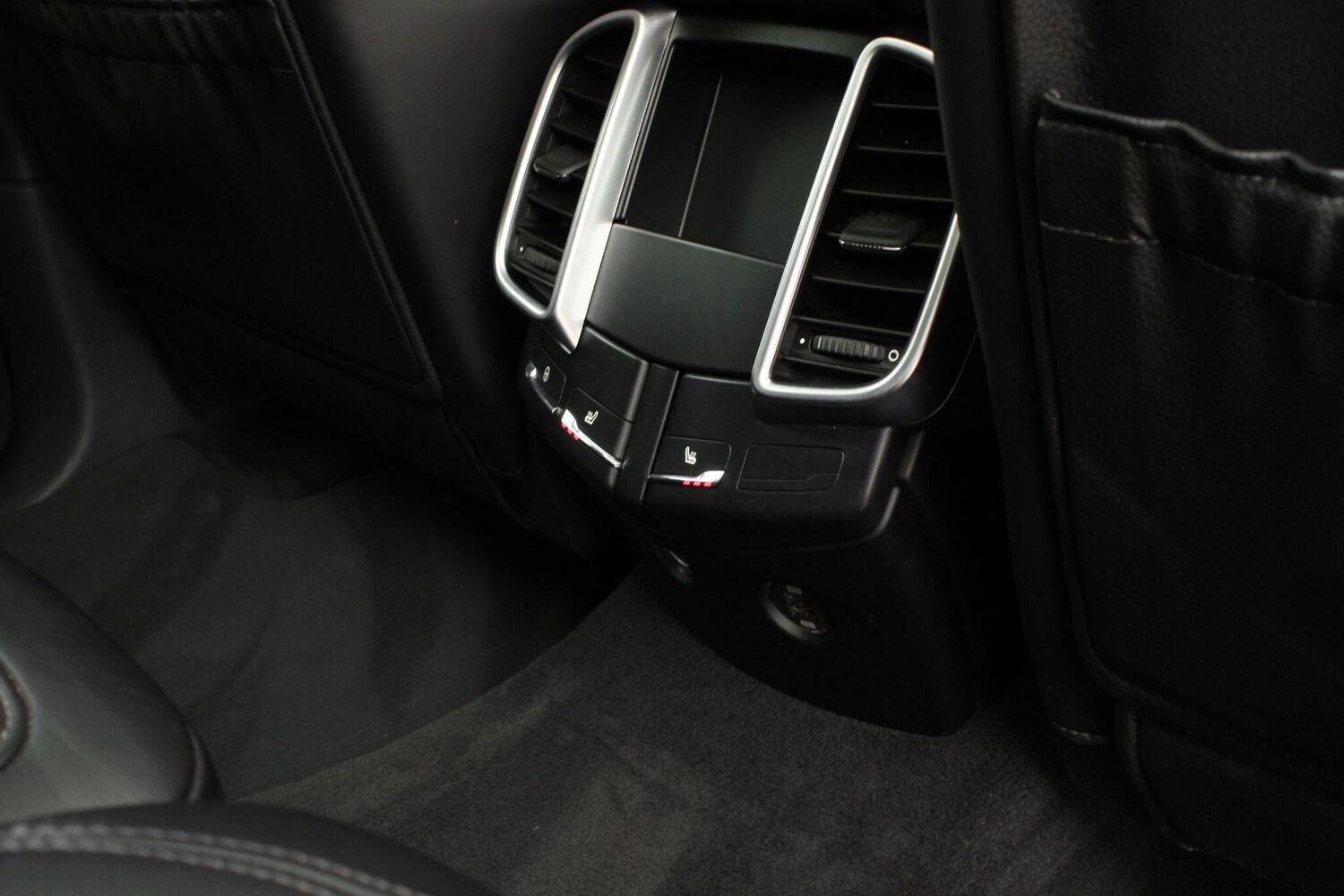 Used Porsche Cayenne for sale - 78115348: Photo 37