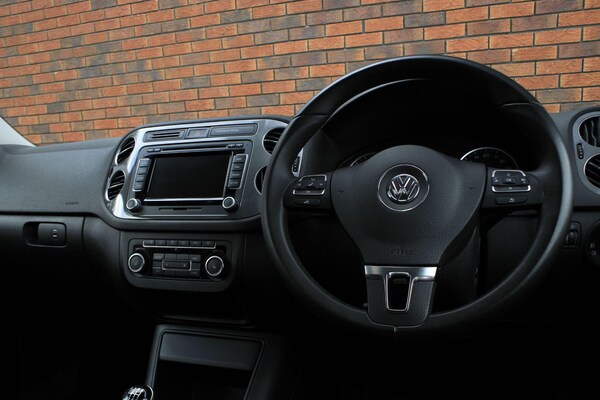 Used Volkswagen Tiguan 2014 for sale - 76084060: Photo 9