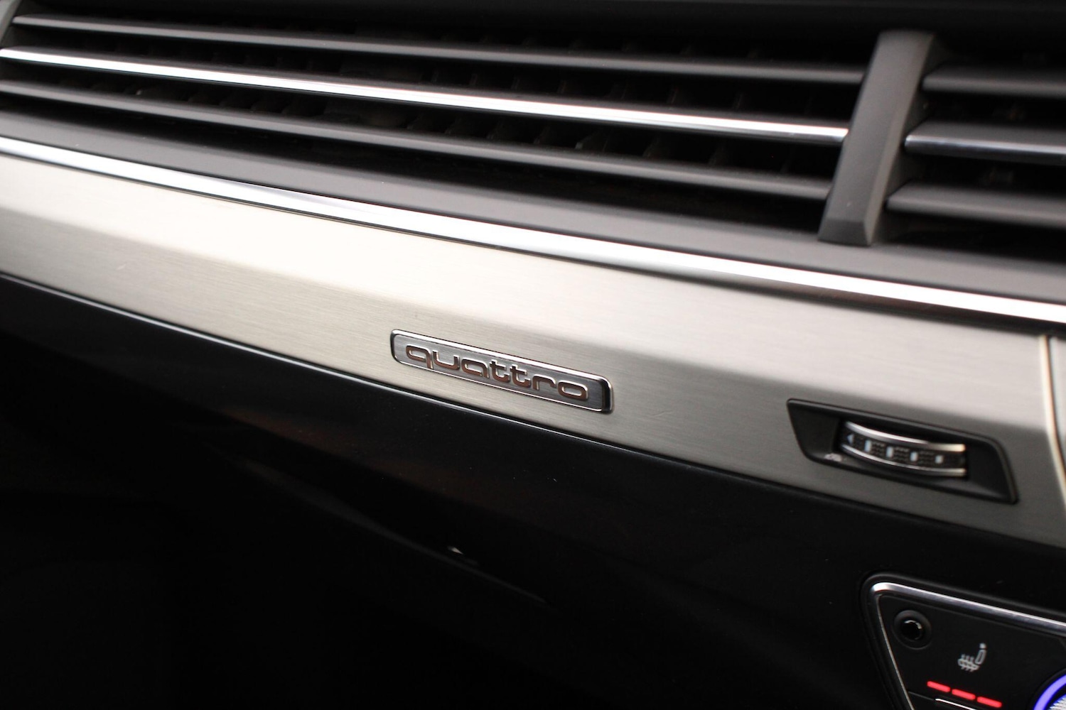 Used Audi SQ7 for sale - 77597847: Photo 36