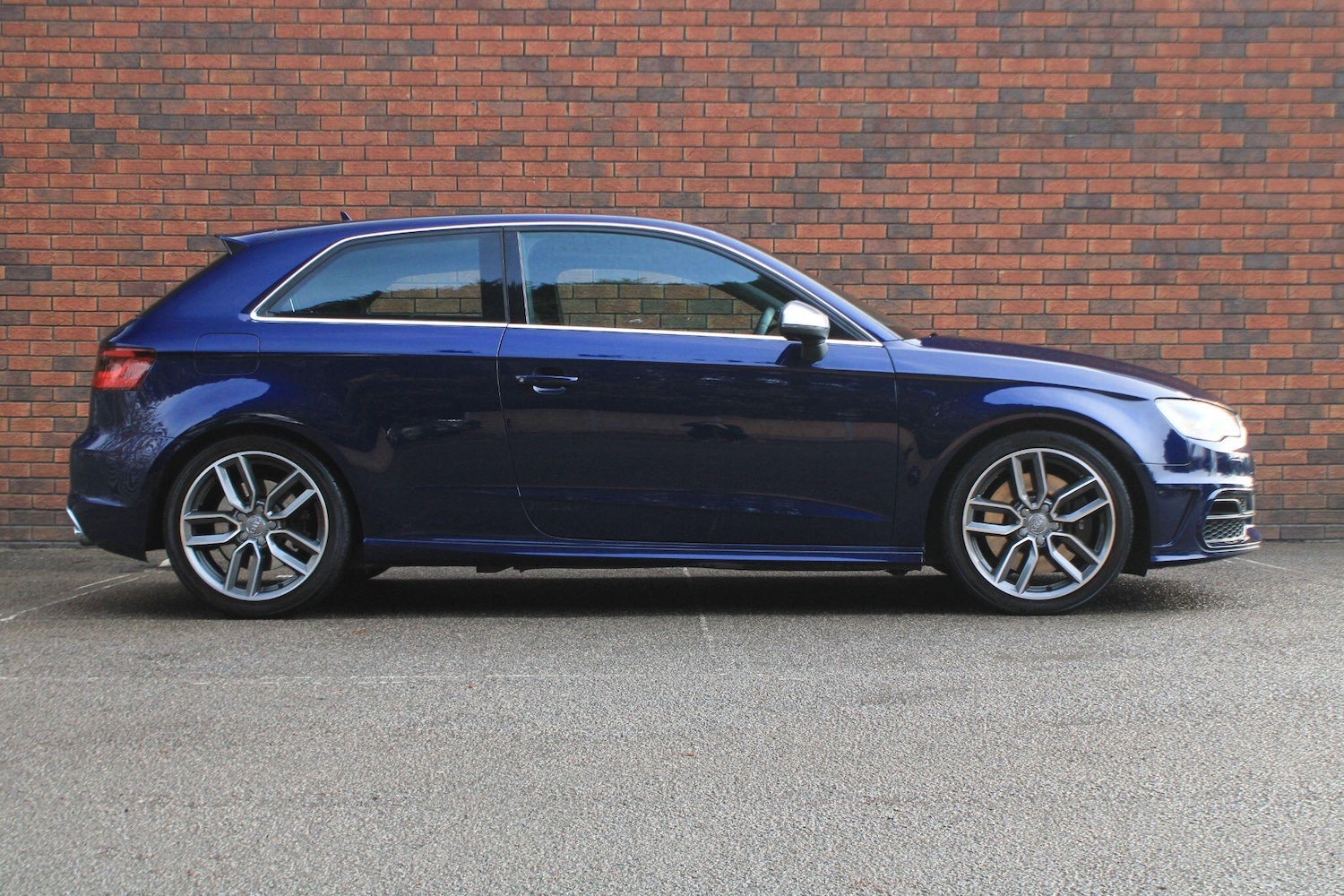 Used Audi A3 2013 for sale - 76499953: Photo 2