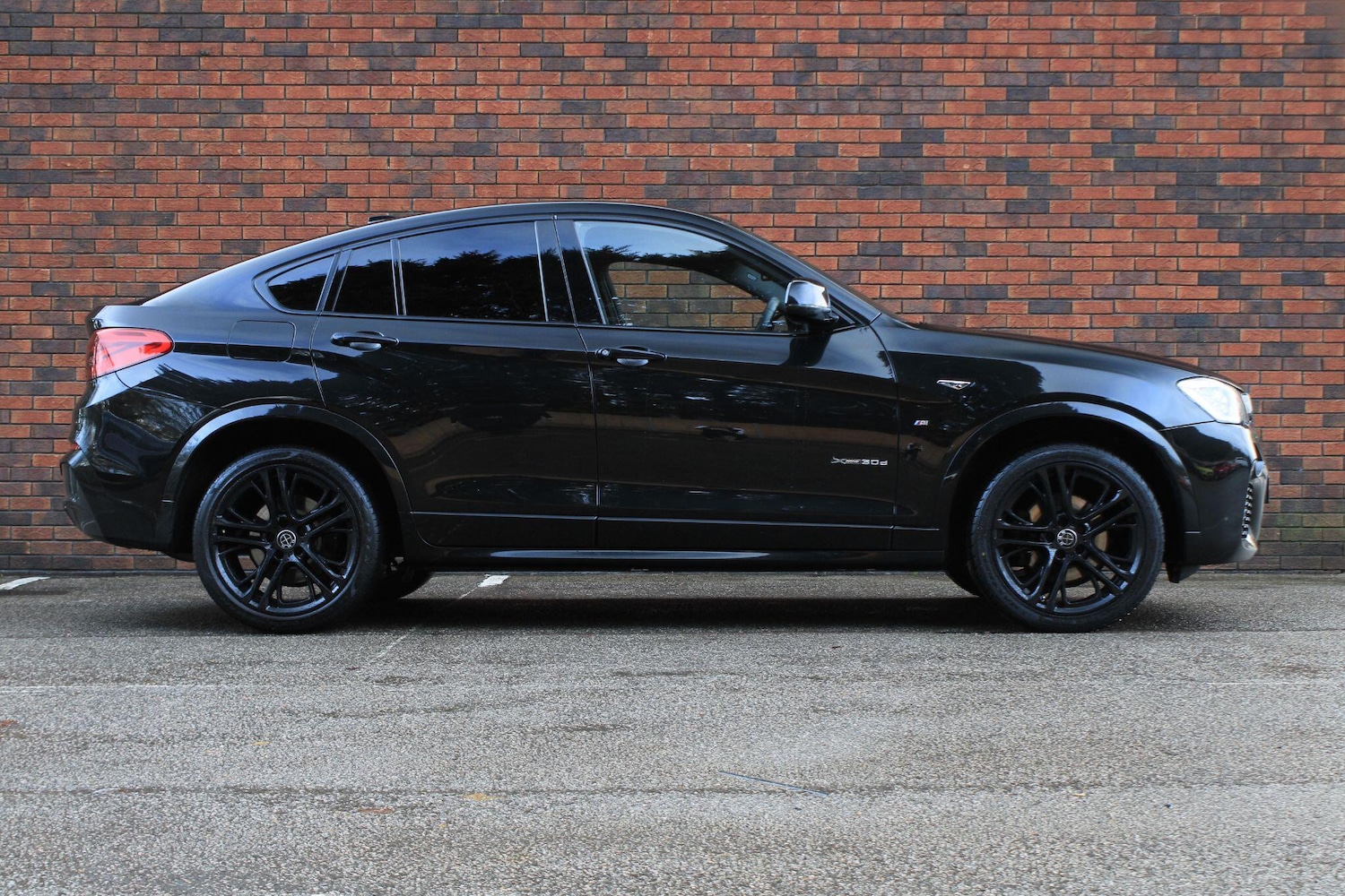 Used BMW X4 2018 for sale - 76688639: Photo 2