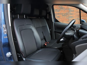 Used Ford Transit Connect 2022 for sale - 76472947: Photo