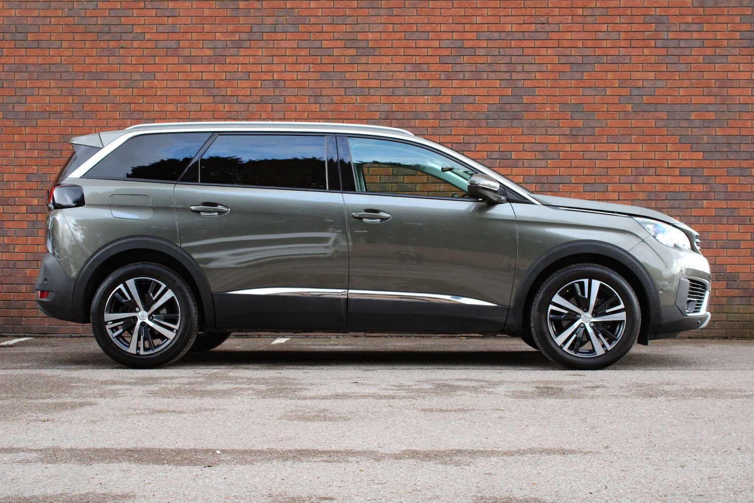 Used Peugeot 5008 for sale - 77658214: Photo 2