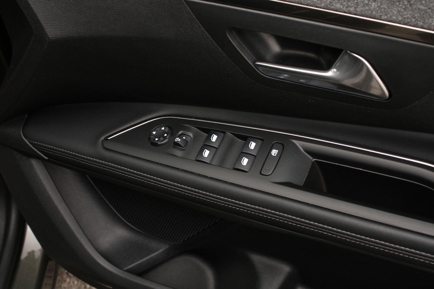 Used Peugeot 5008 for sale - 77658214: Photo 31