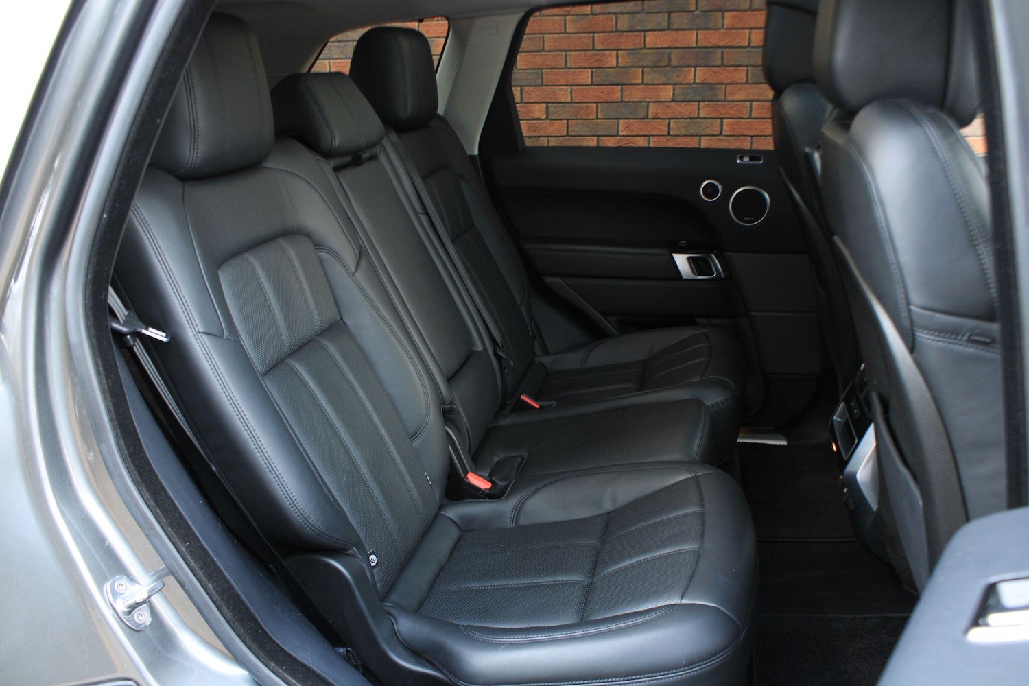 Used Land Rover Range Rover Sport 2018 for sale - 76644579: Photo 11