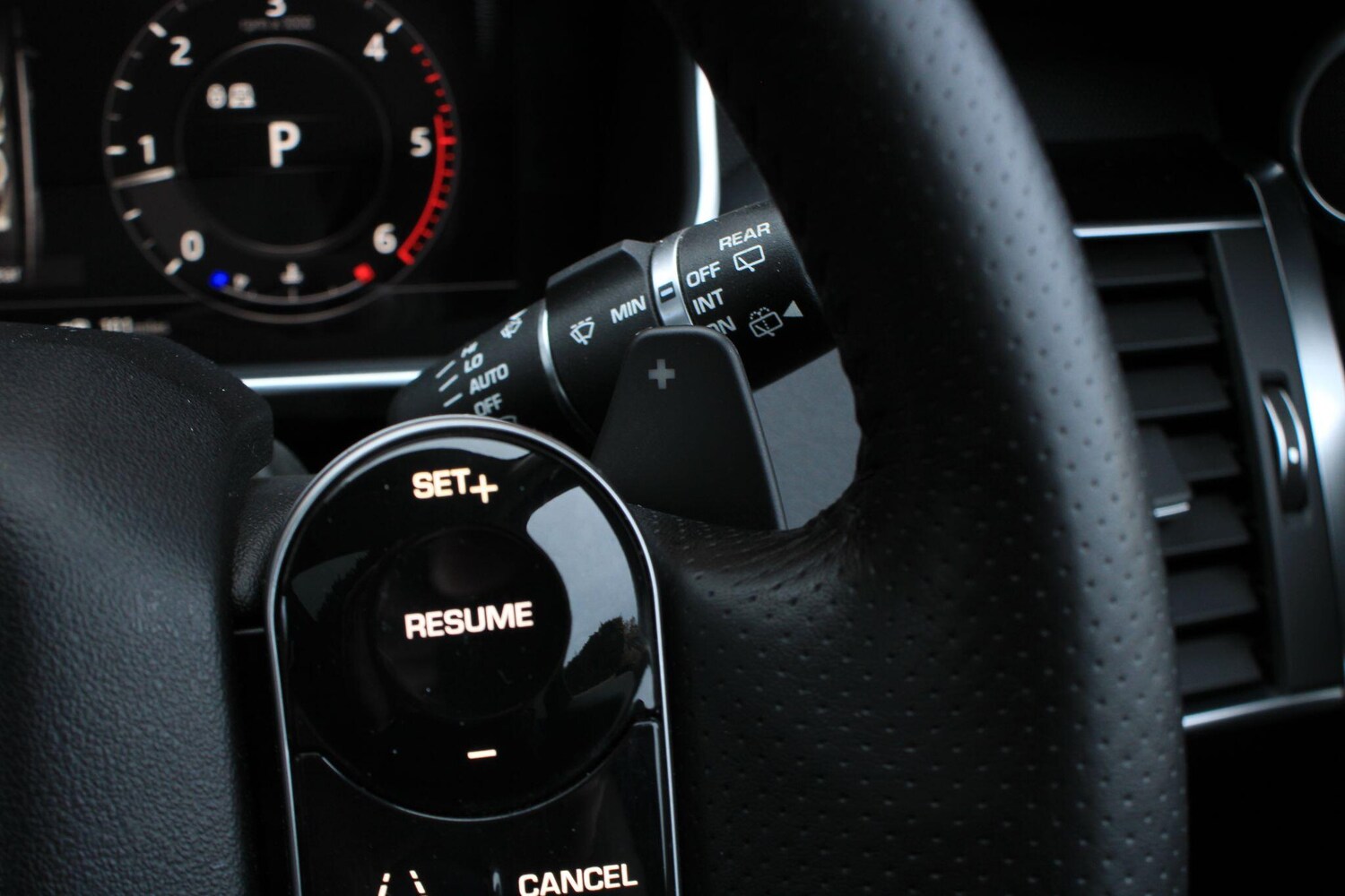 Used Land Rover Range Rover Sport 2018 for sale - 76644579: Photo 38