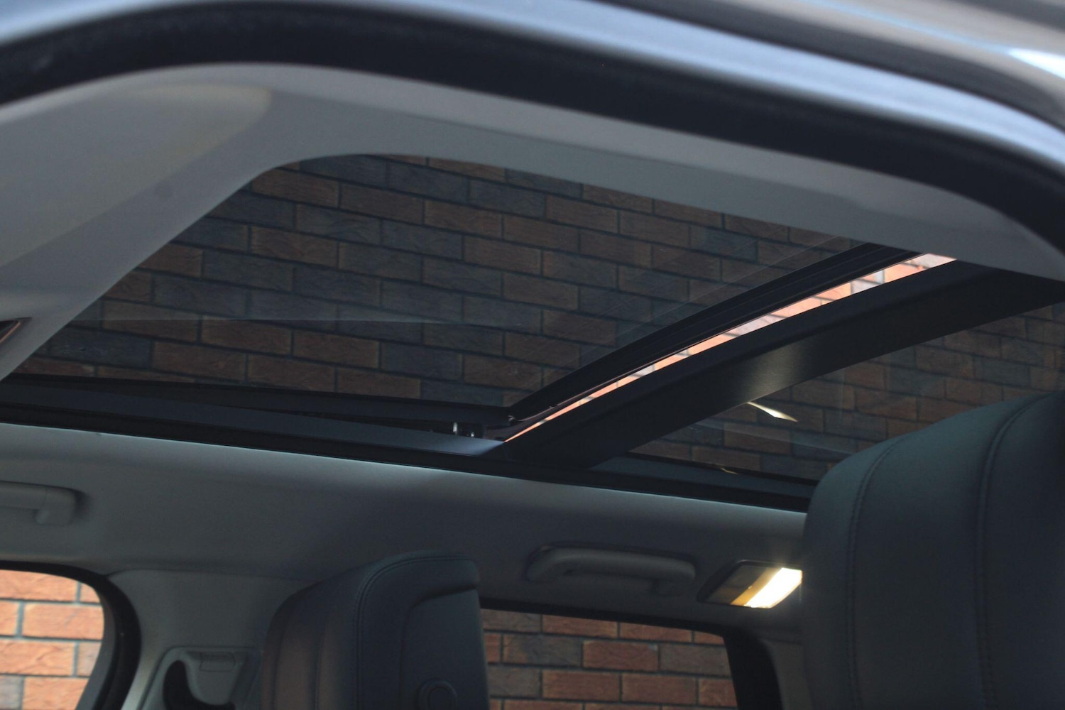 Used Land Rover Range Rover Sport 2018 for sale - 76644579: Photo 6