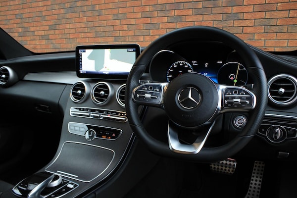 Used Mercedes-Benz C-Class 2018 for sale - 76200100: Photo 10