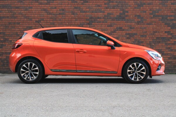 Used Renault Clio 2020 for sale - 76001371: Photo 2