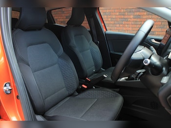 Used Renault Clio 2020 for sale - 76001371: Photo