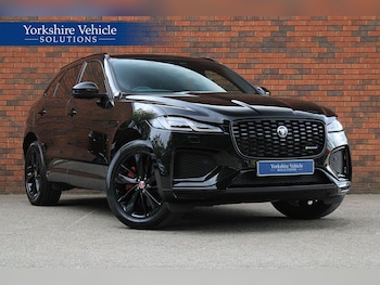 2022 (22) - 2.0 D200 MHEV R-Dynamic Black Auto AWD Euro 6 (s/s) 5dr