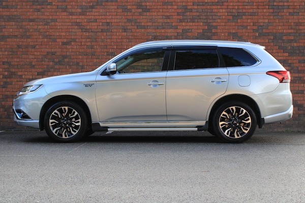 Used Mitsubishi Outlander 2017 for sale - 76151381: Photo 14