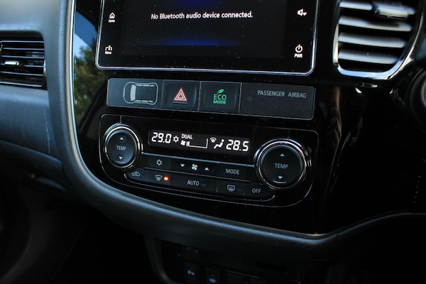 Used Mitsubishi Outlander 2017 for sale - 76151381: Photo 18