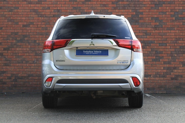 Used Mitsubishi Outlander 2017 for sale - 76151381: Photo 34
