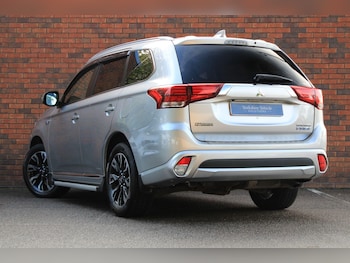 Used Mitsubishi Outlander 2017 for sale - 76151381: Photo