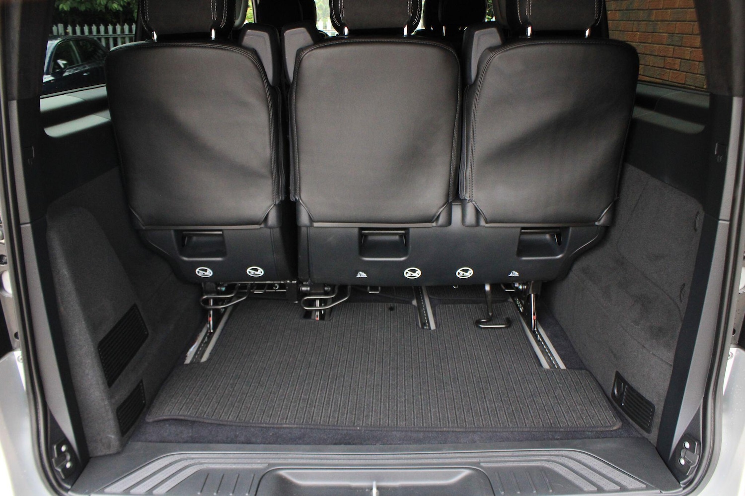 Used Mercedes-Benz V-Class 2022 for sale - 76887384: Photo 12