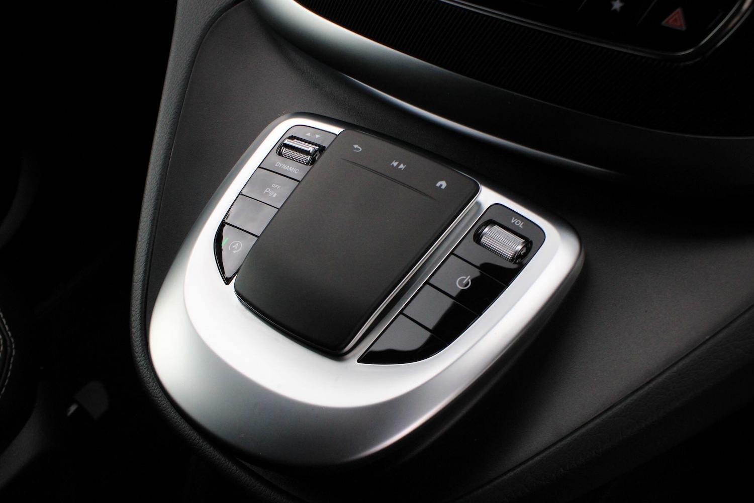 Used Mercedes-Benz V-Class 2022 for sale - 76887384: Photo 24