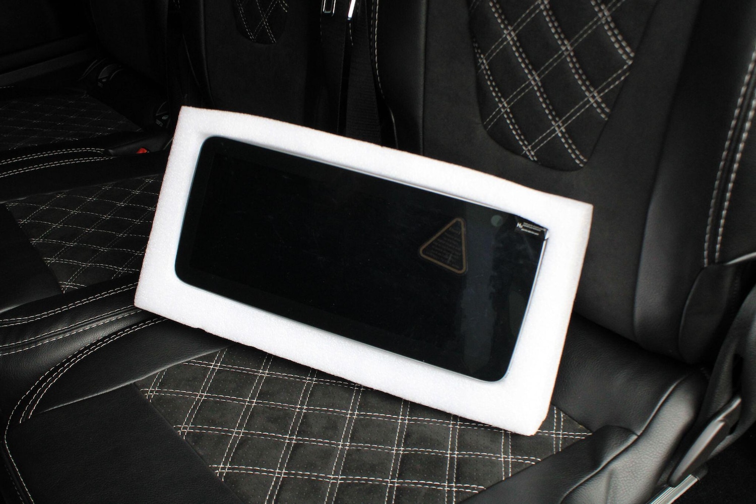 Used Mercedes-Benz V-Class 2022 for sale - 76887384: Photo 31