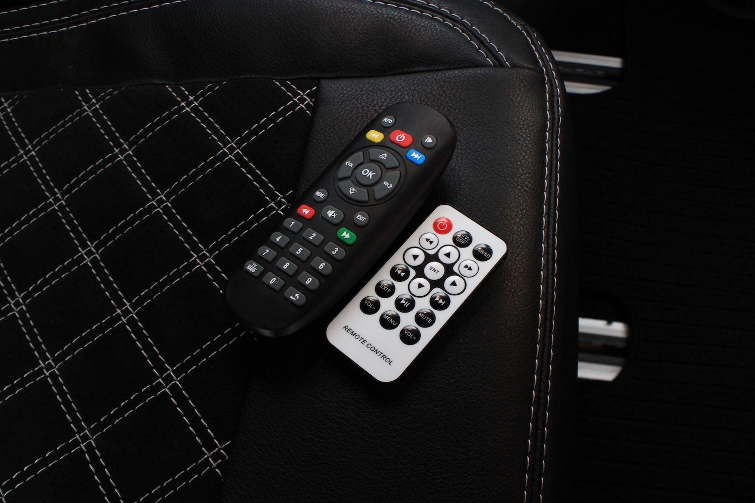 Used Mercedes-Benz V-Class 2022 for sale - 76887384: Photo 32