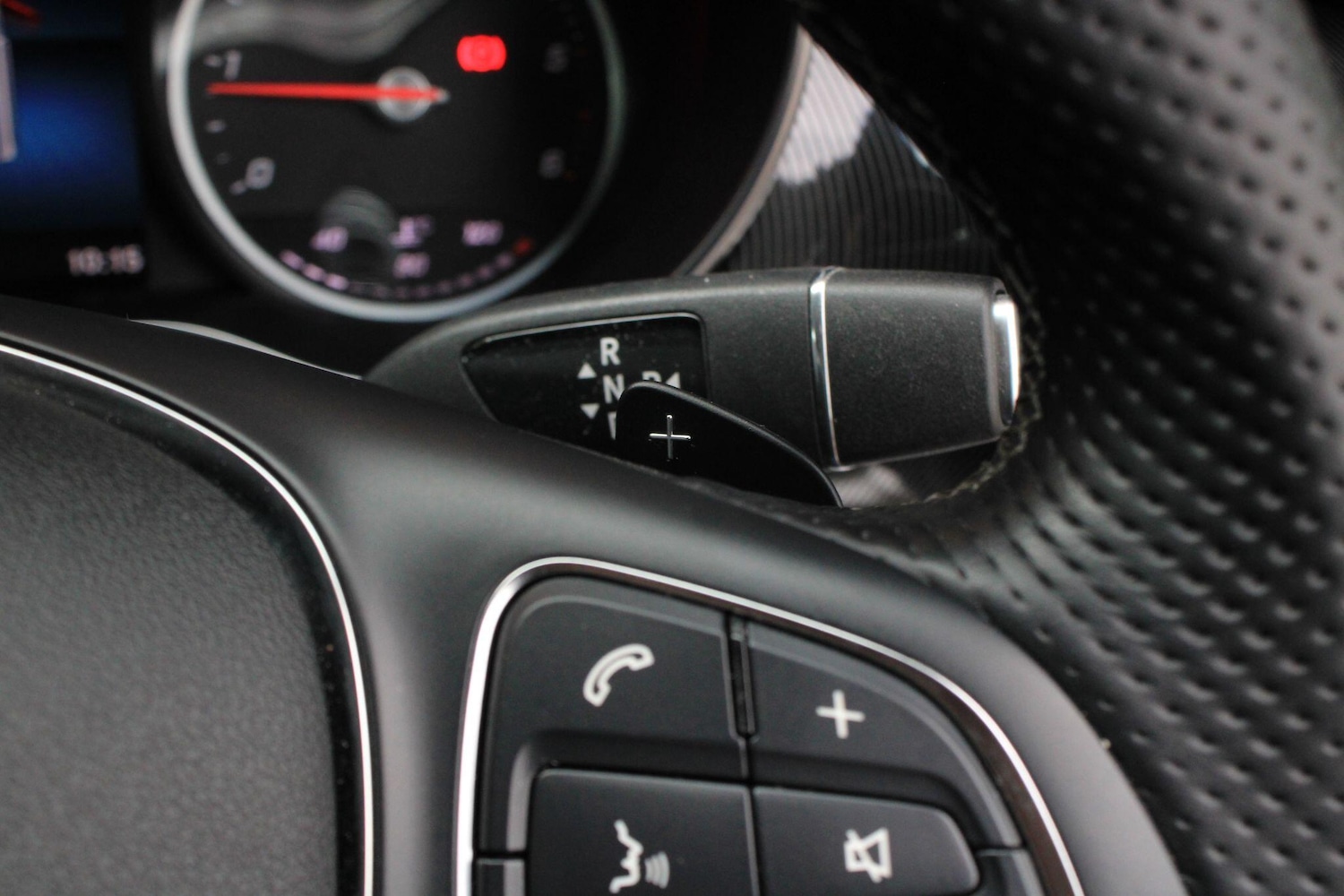 Used Mercedes-Benz V-Class 2022 for sale - 76887384: Photo 39