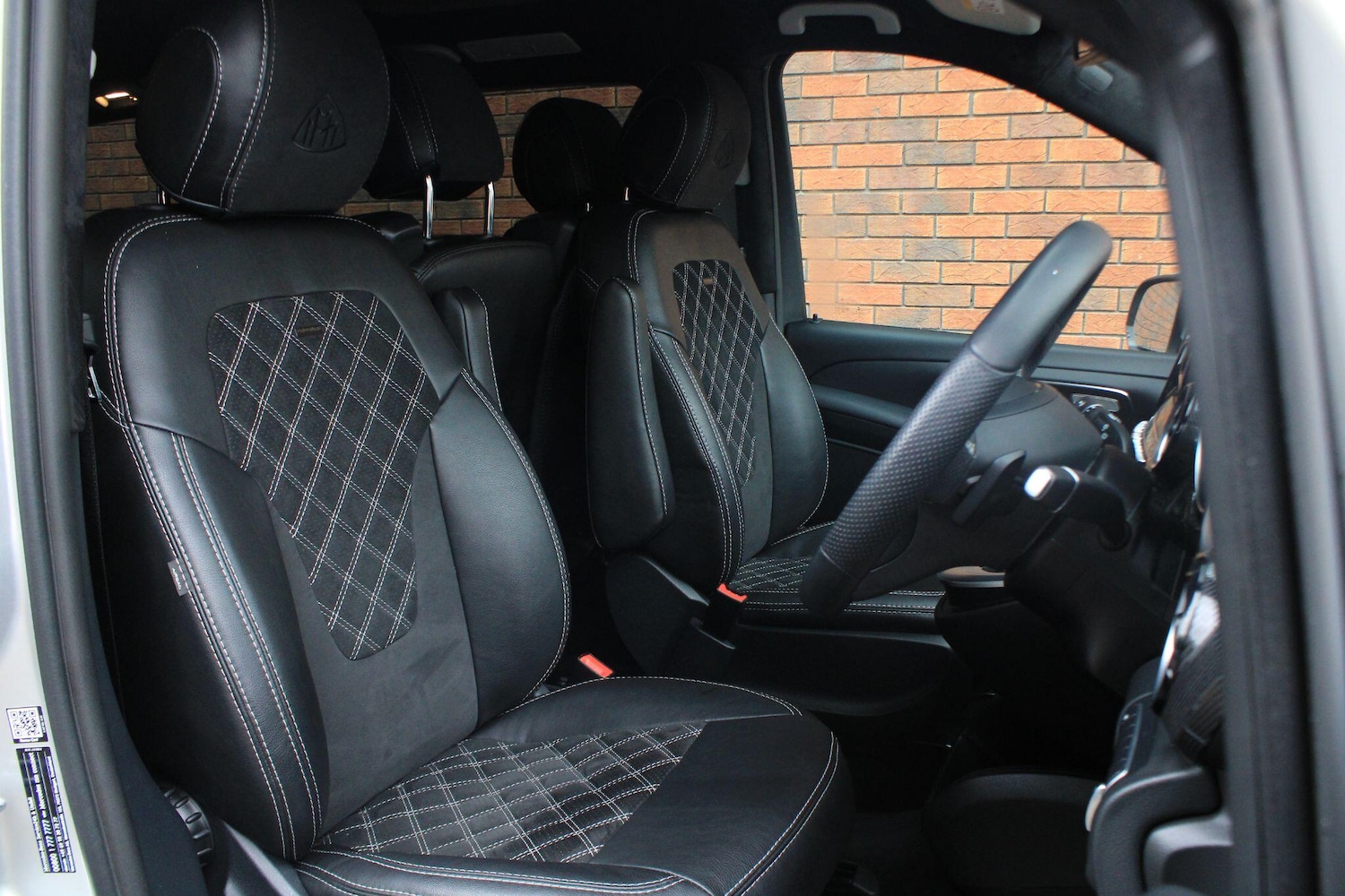 Used Mercedes-Benz V-Class 2022 for sale - 76887384: Photo 4