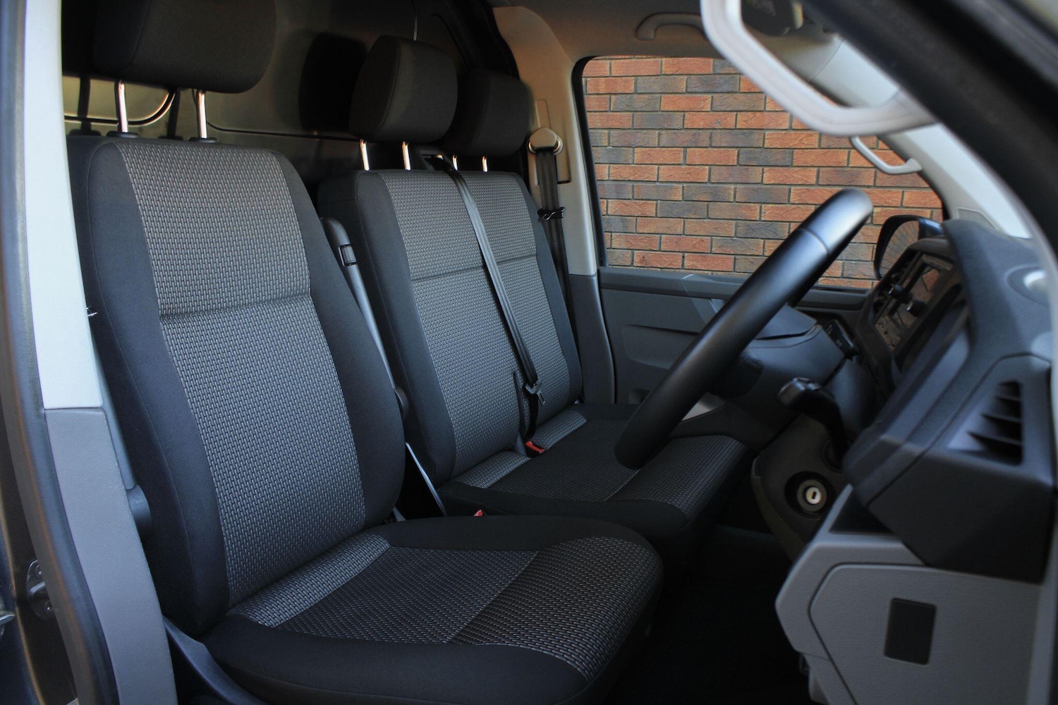 Used Volkswagen Transporter 2022 for sale - 76371177: Photo 4