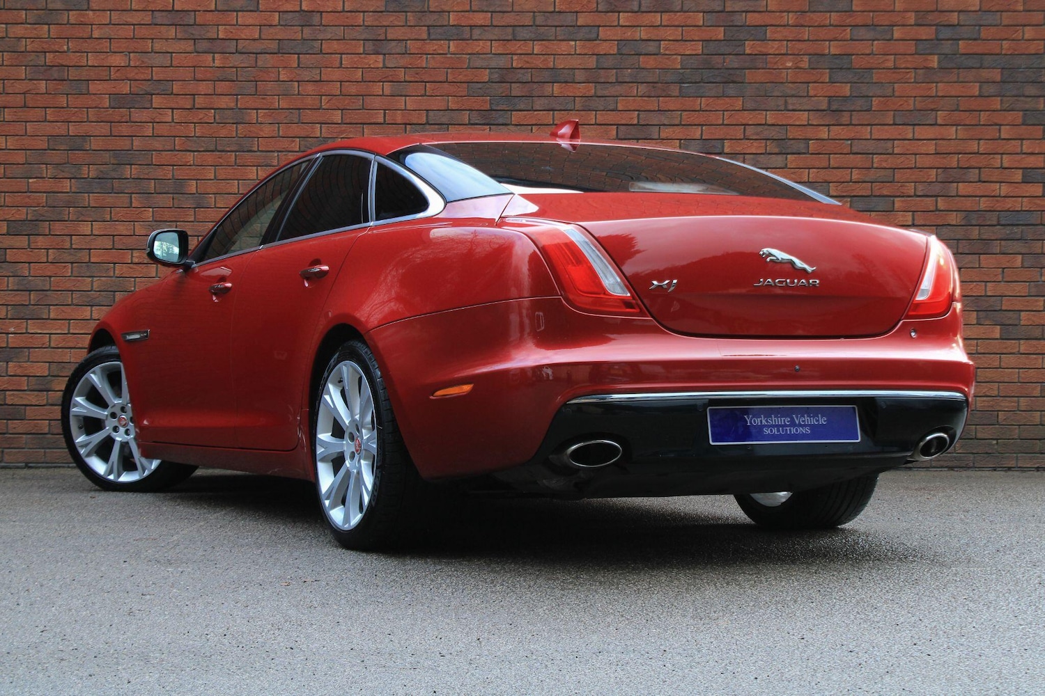 Used Jaguar XJ 2018 for sale - 77279098: Photo 3