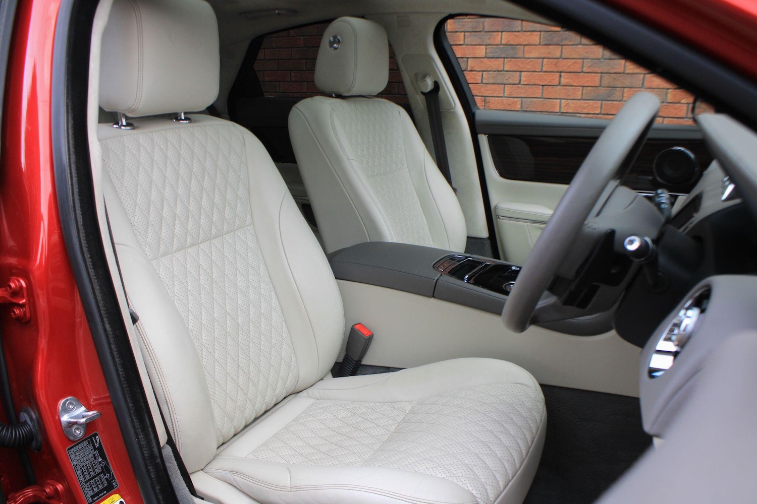 Used Jaguar XJ 2018 for sale - 77279098: Photo 4