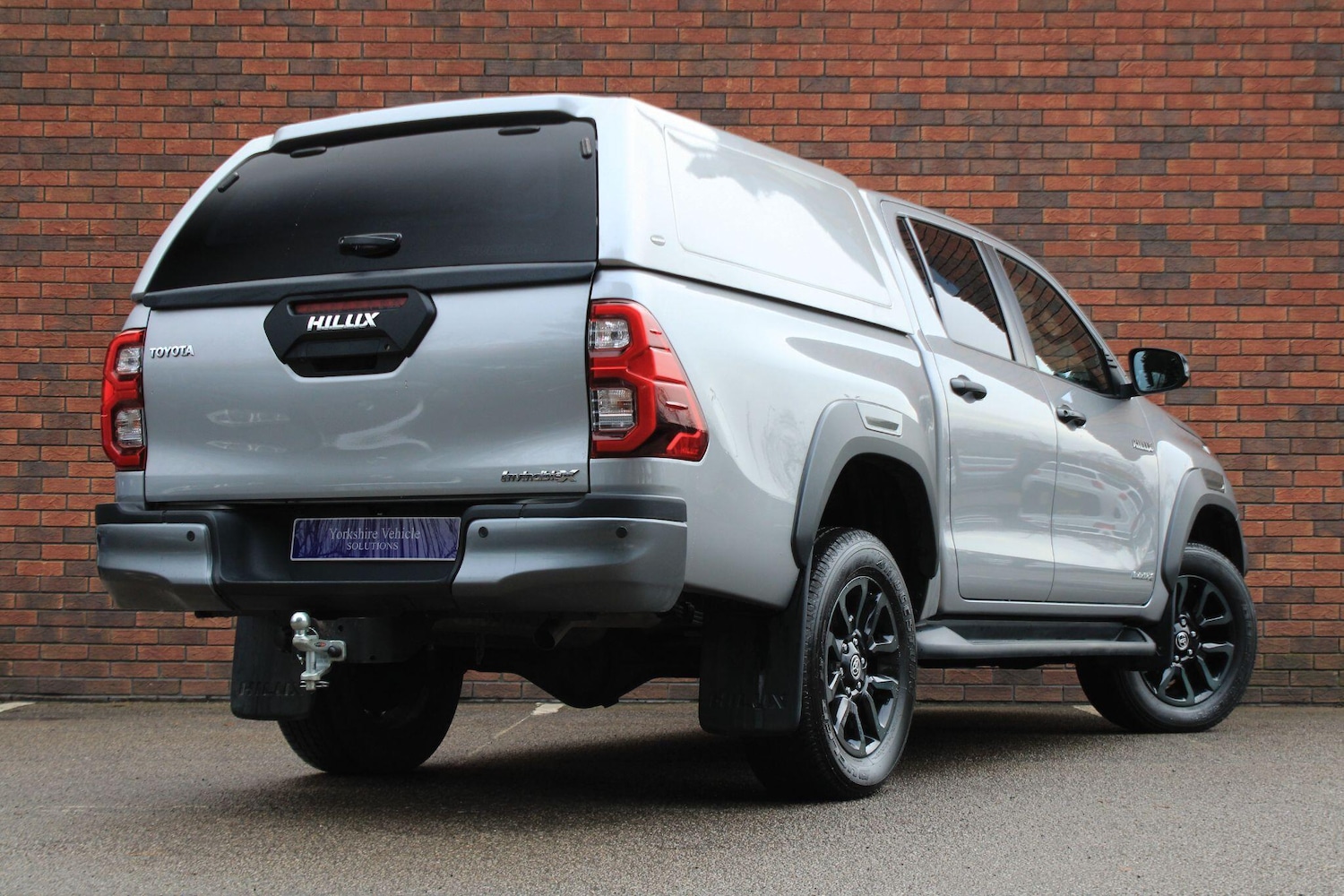 Used Toyota Hilux 2023 for sale - 77190394: Photo 18
