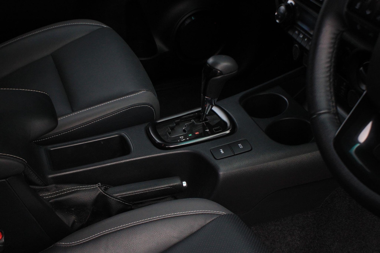 Used Toyota Hilux 2023 for sale - 77190394: Photo 24