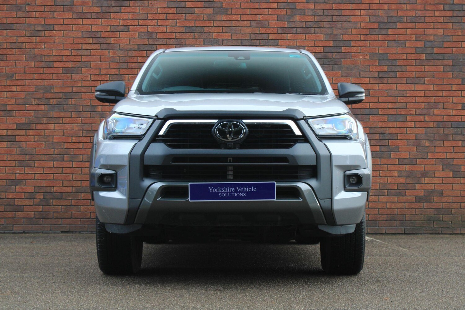 Used Toyota Hilux 2023 for sale - 77190394: Photo 36