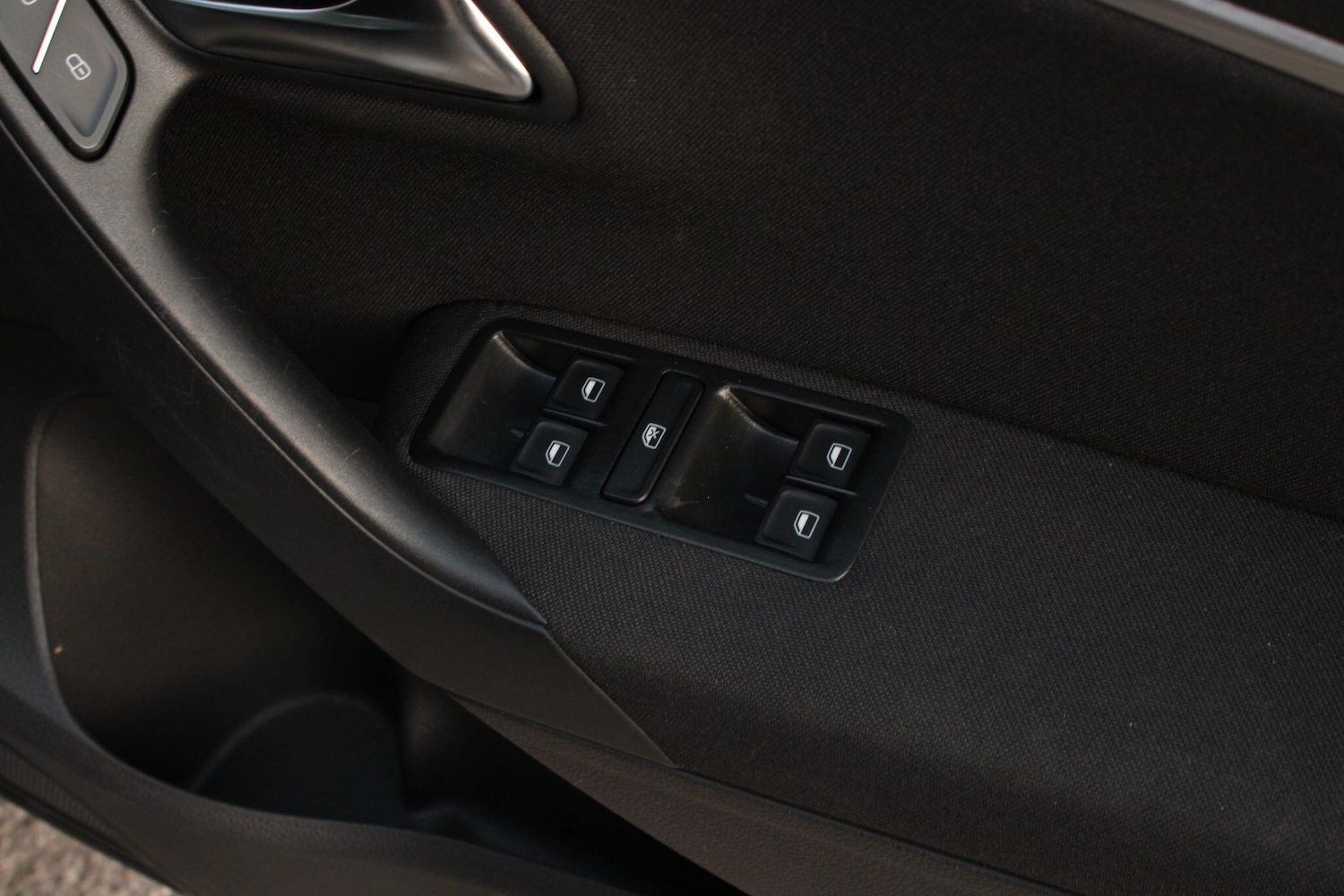 Used Volkswagen Polo for sale - 77957418: Photo 28