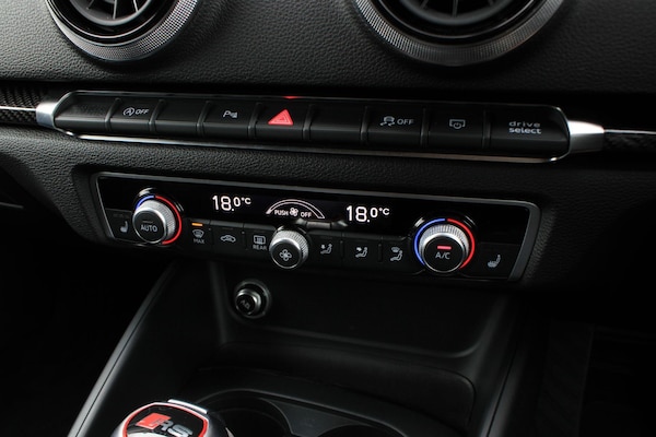 Used Audi RS3 2019 for sale - 74172992: Photo 22