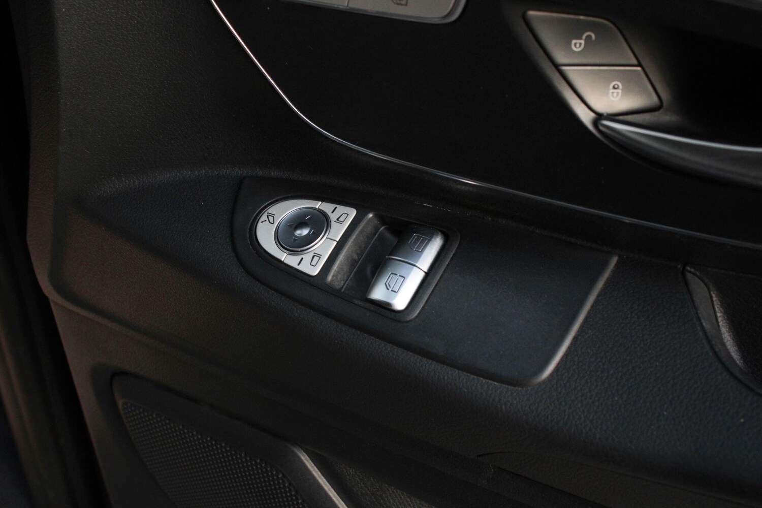 Used Mercedes-Benz Vito 2021 for sale - 77958412: Photo 32