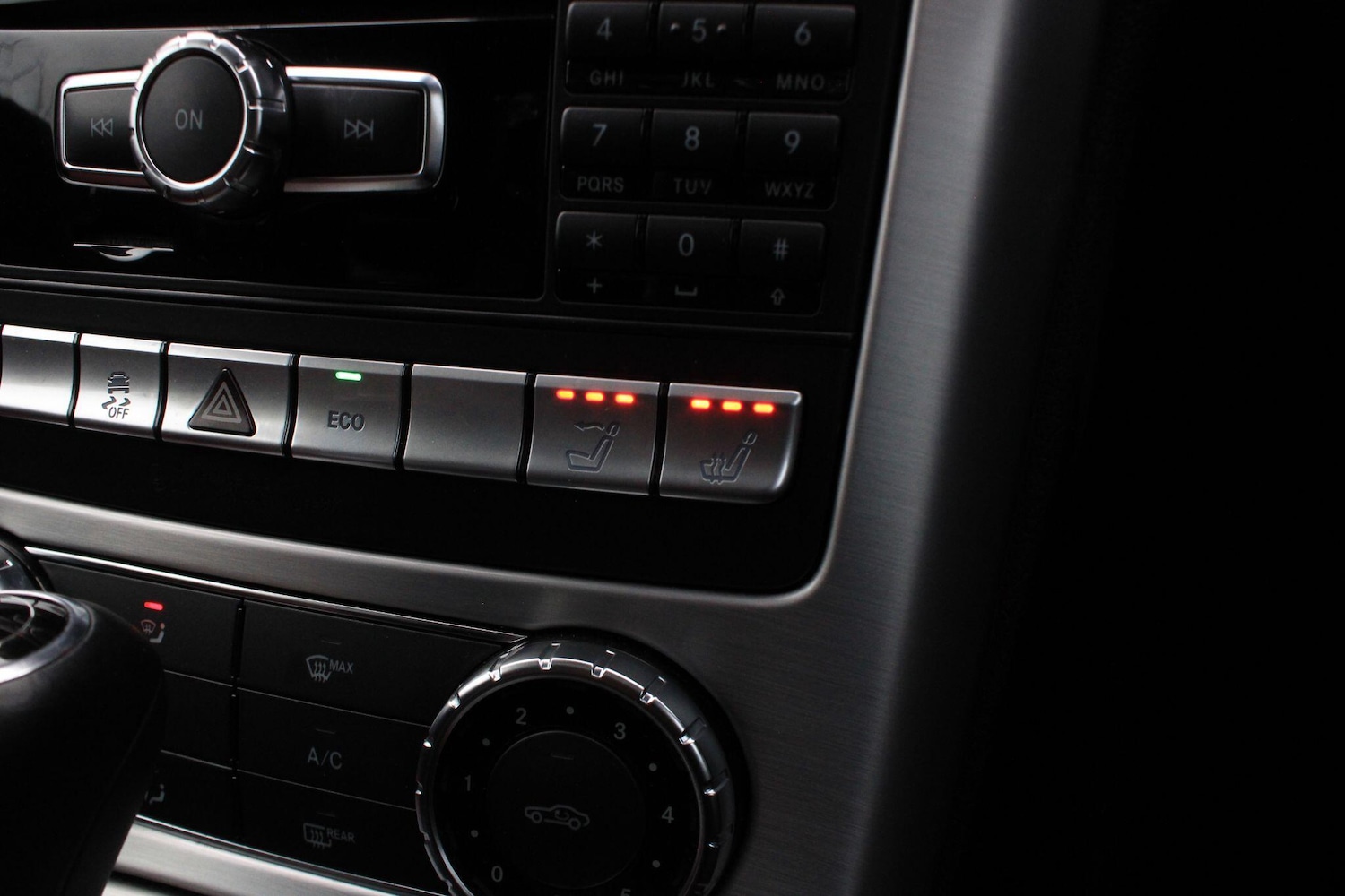 Used Mercedes-Benz SLK 2013 for sale - 76619858: Photo 23