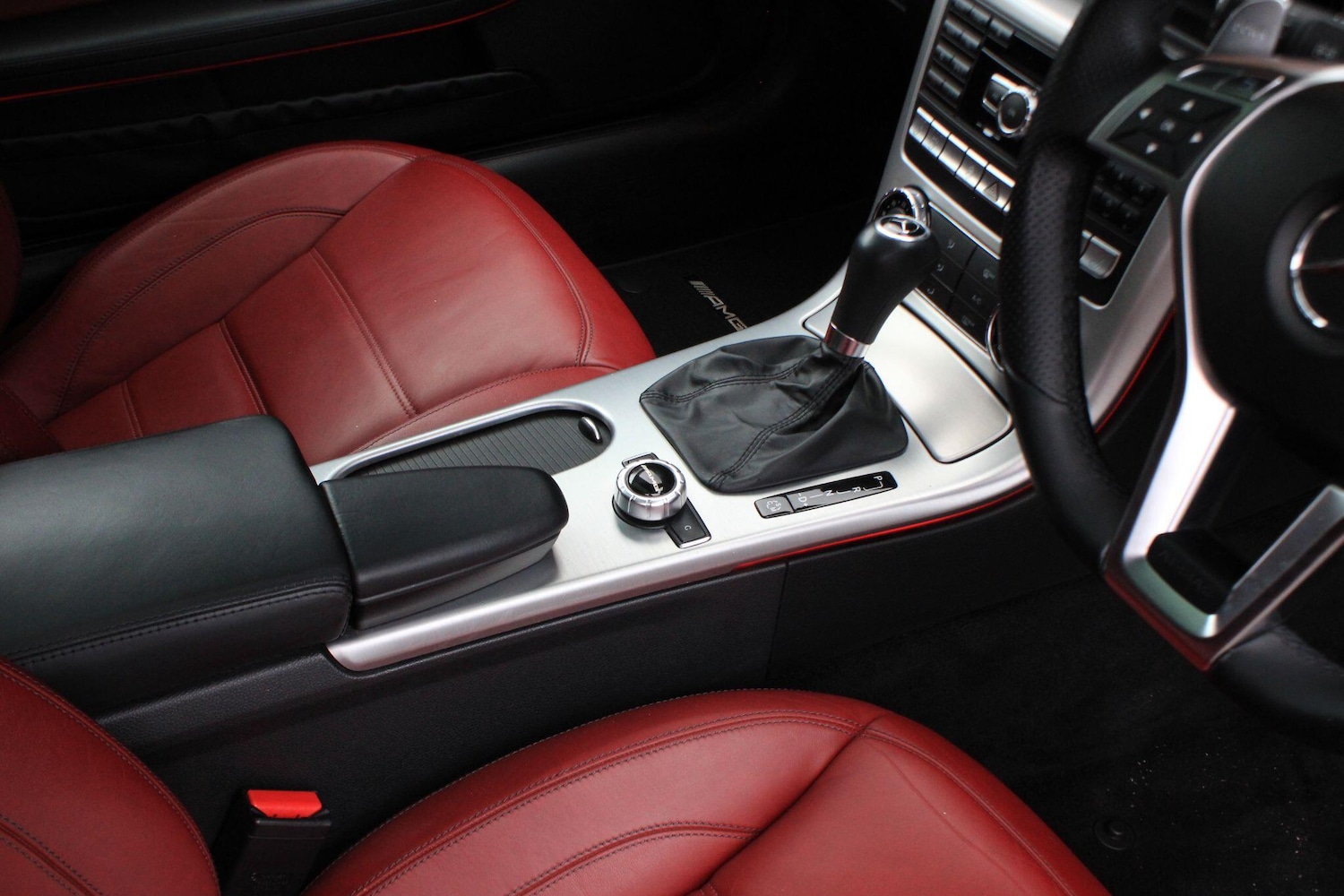 Used Mercedes-Benz SLK 2013 for sale - 76619858: Photo 24