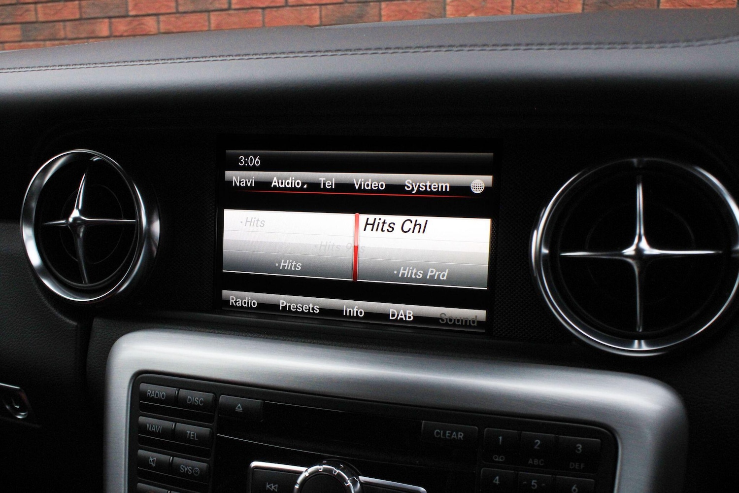 Used Mercedes-Benz SLK 2013 for sale - 76619858: Photo 28