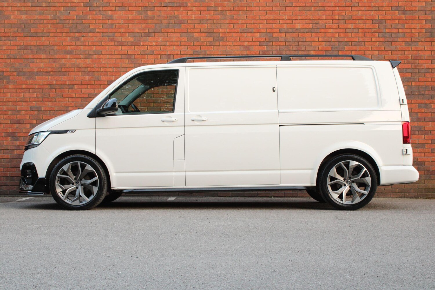 Used Volkswagen Transporter for sale - 77925607: Photo 14