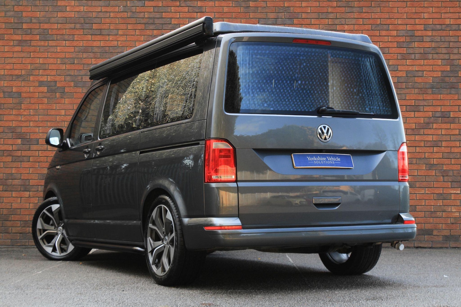 Used Volkswagen Transporter 2018 for sale - 76701905: Photo 14