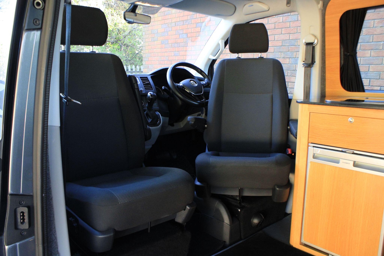 Used Volkswagen Transporter 2018 for sale - 76701905: Photo 27