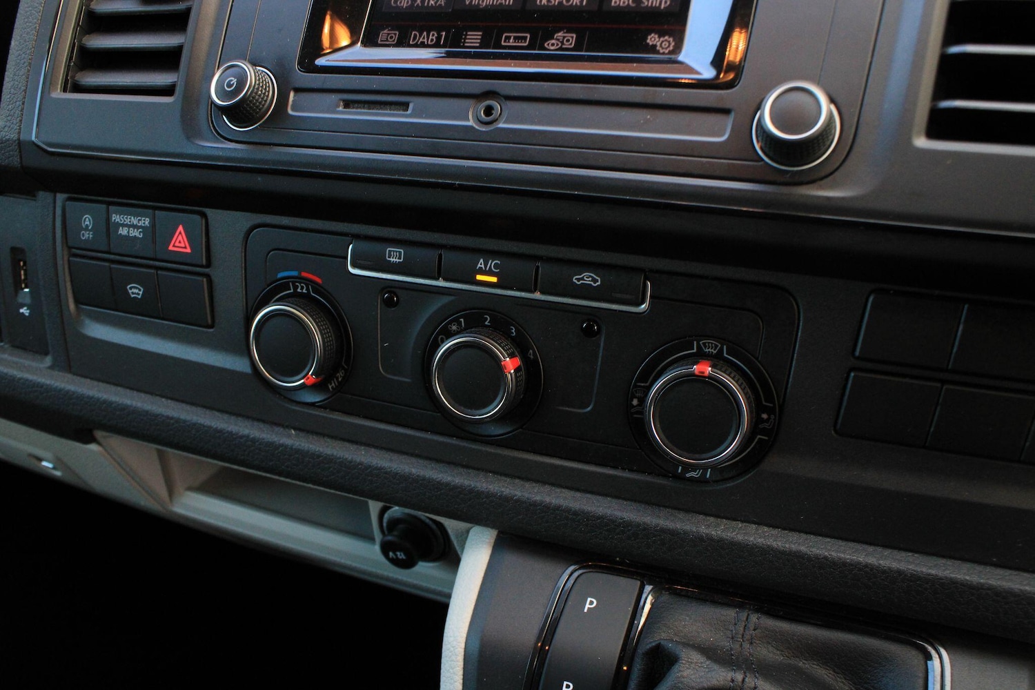 Used Volkswagen Transporter 2018 for sale - 76701905: Photo 31