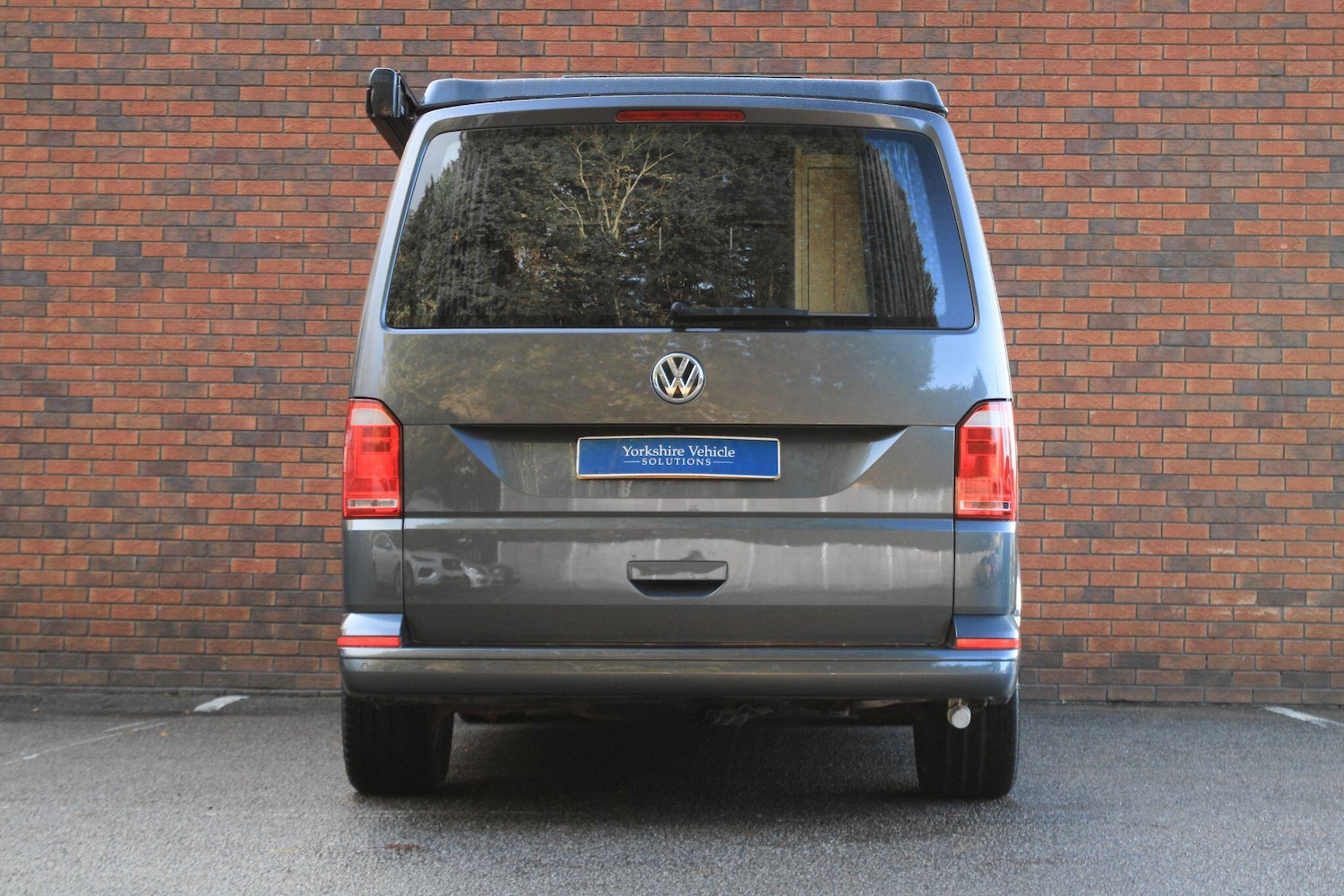 Used Volkswagen Transporter 2018 for sale - 76701905: Photo 42