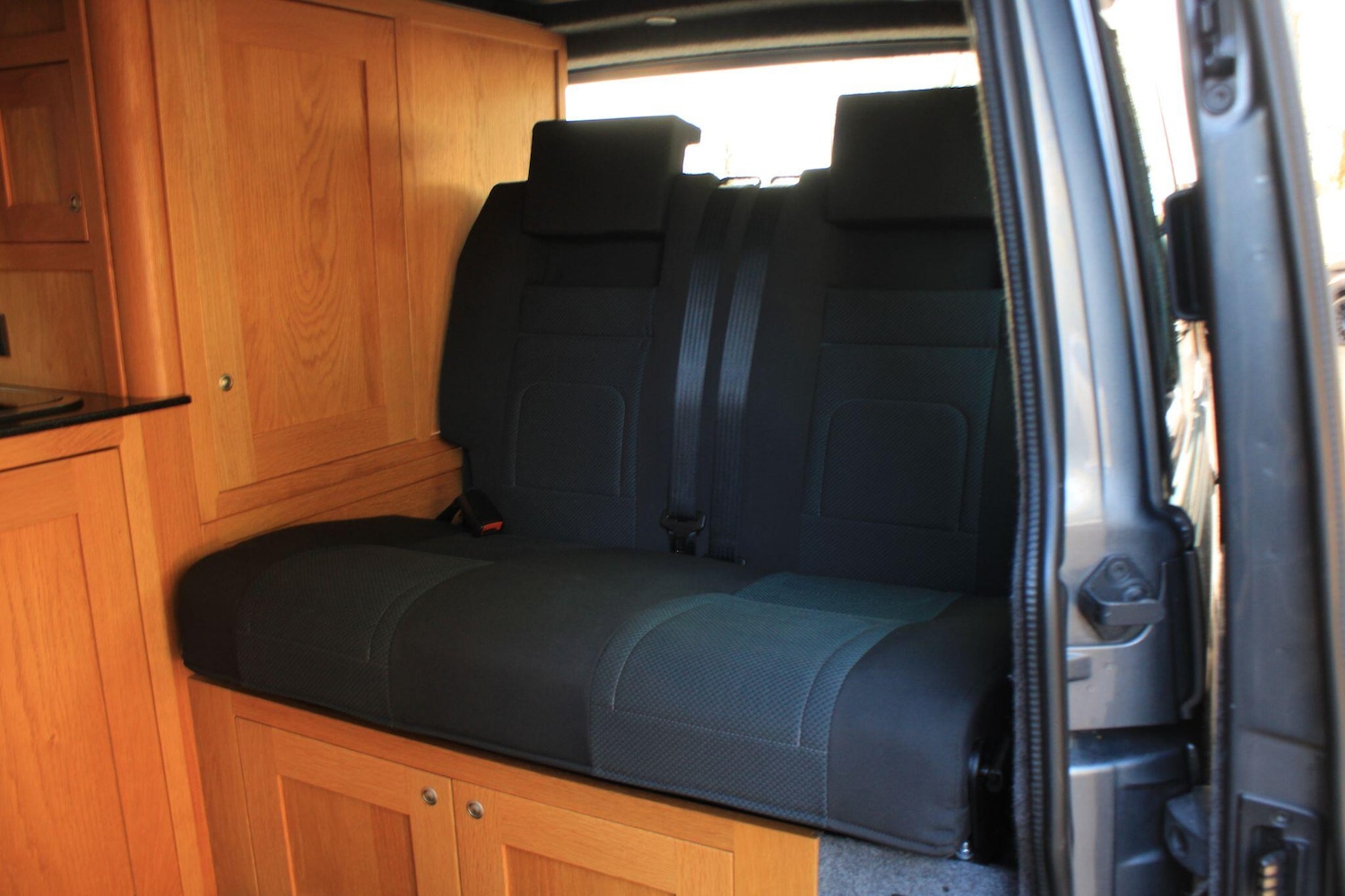 Used Volkswagen Transporter 2018 for sale - 76701905: Photo 8