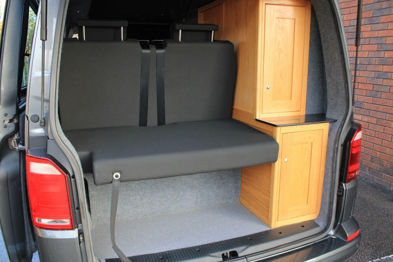 Used Volkswagen Transporter 2018 for sale - 76701905: Photo 9