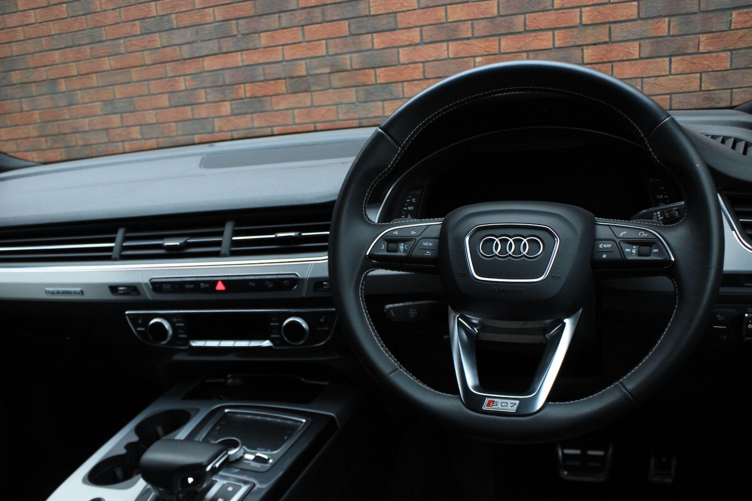 Used Audi Q7 2018 for sale - 76976699: Photo 10