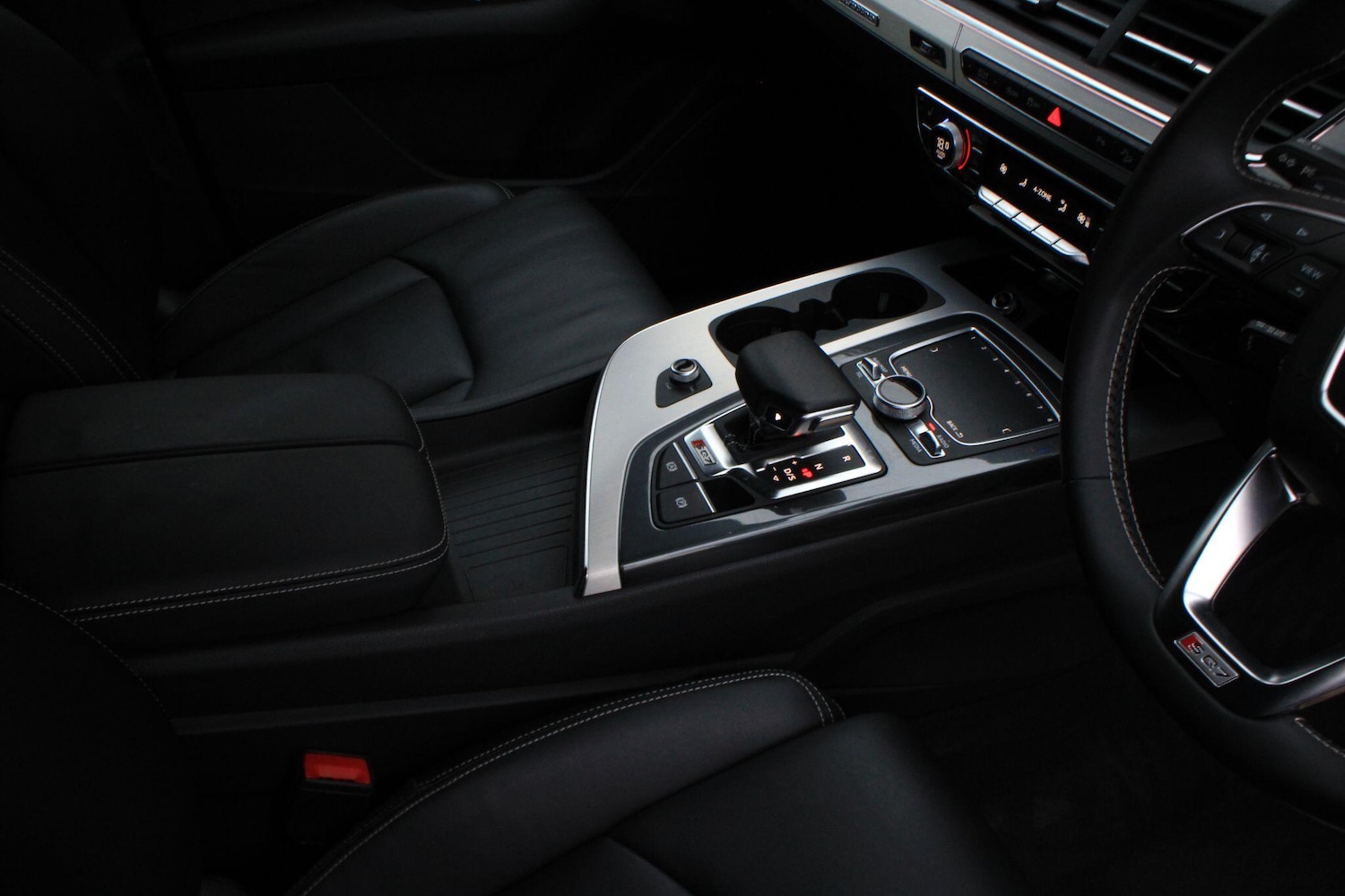 Used Audi Q7 2018 for sale - 76976699: Photo 26